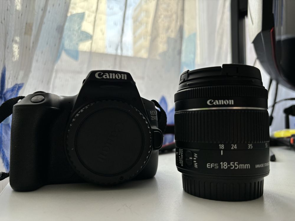 DSLR Canon Eos 250d