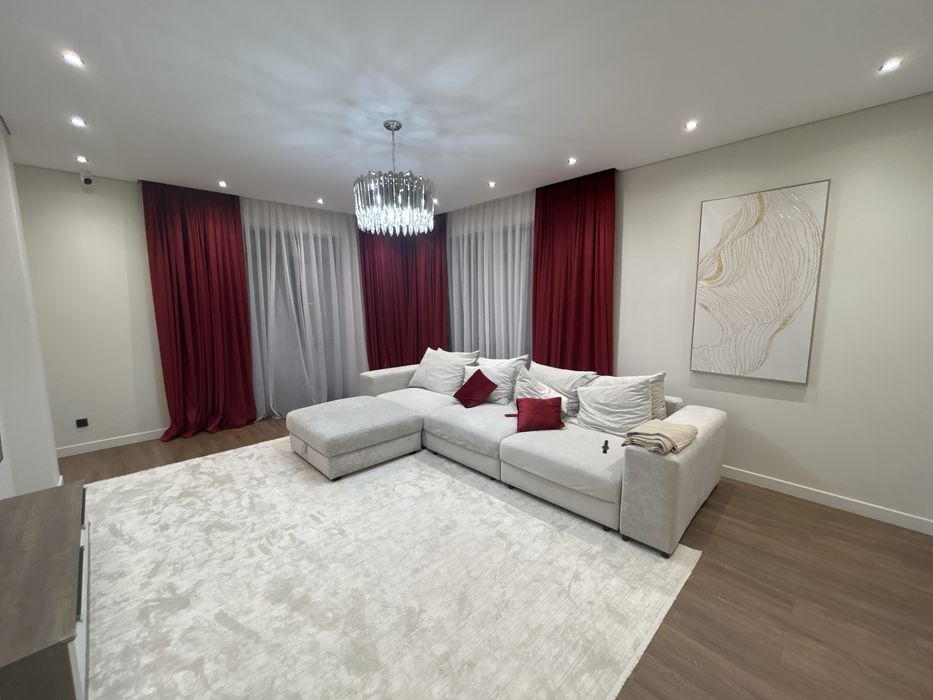 Шторы из королевского велюра, новые