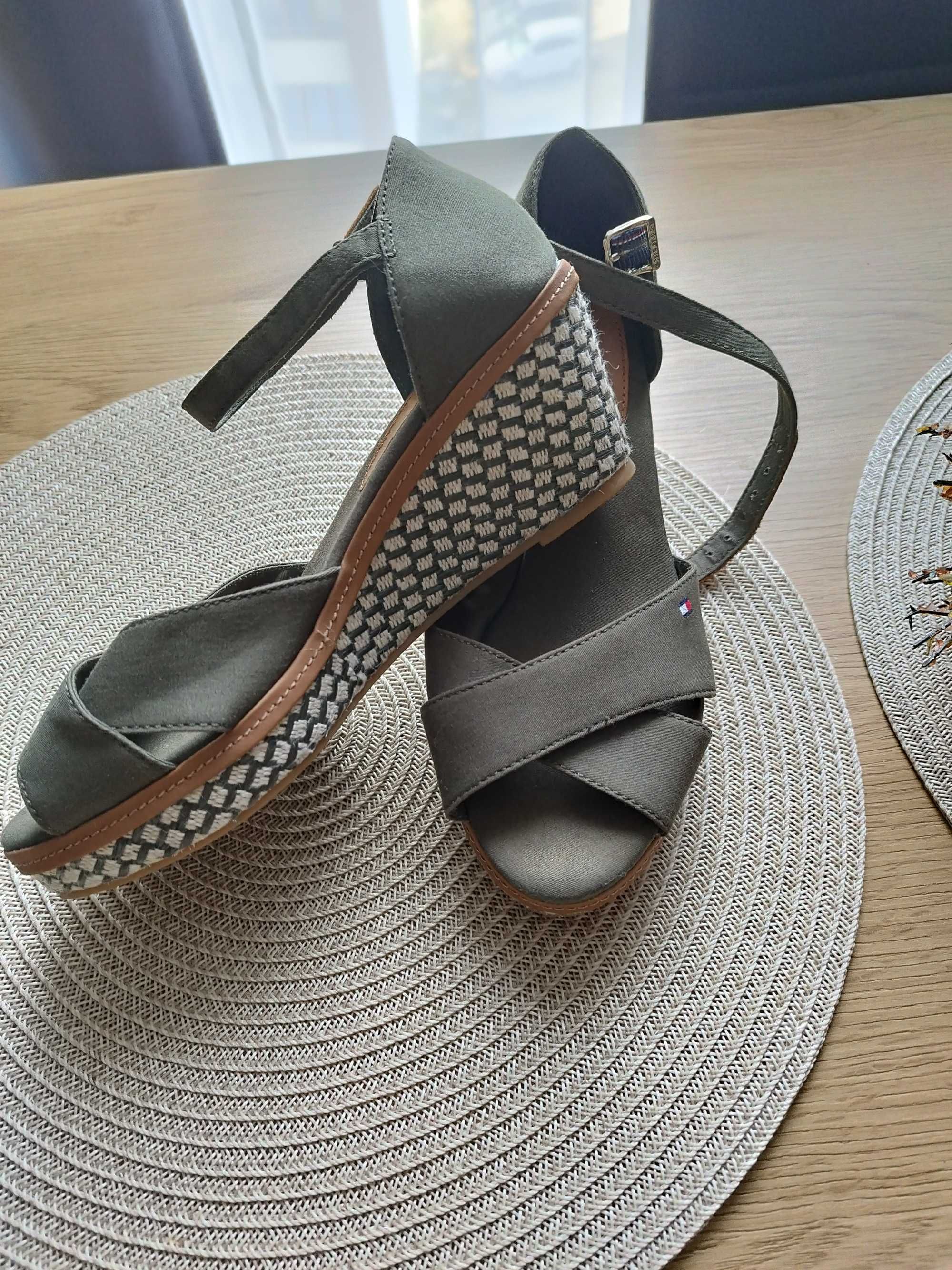 Дамски сандали Tommy Hilfiger,37
