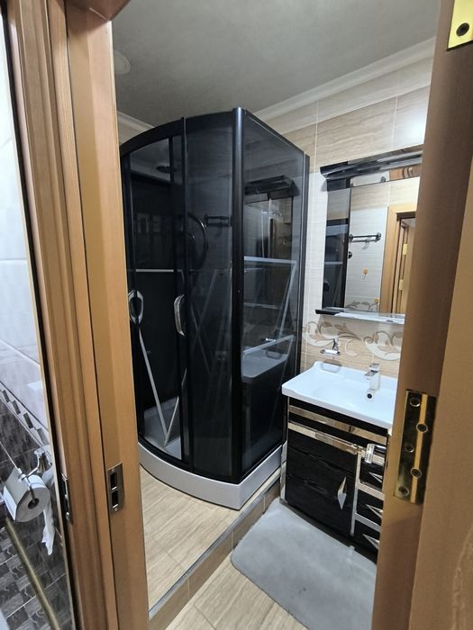 Аренда 2 х комнатную квартиру Сергели 8. С обстановкой ремонт