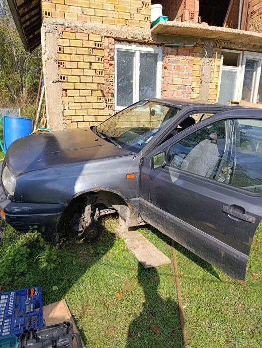 Продава се Венто