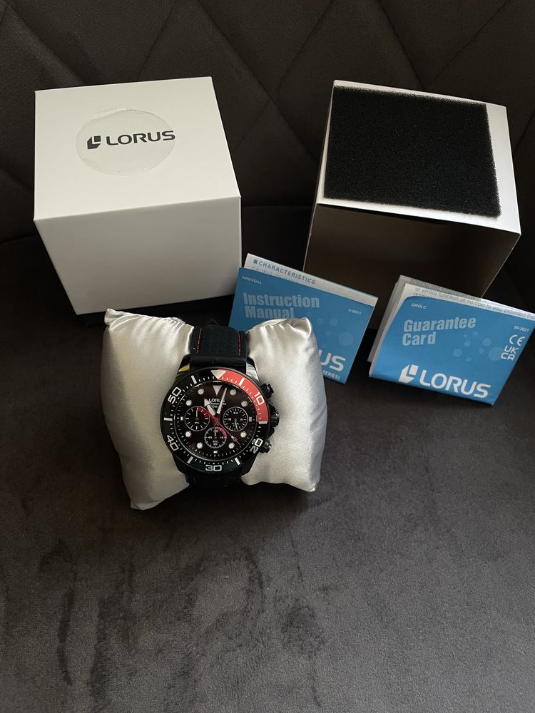 Часовник LORUS RT347JX9