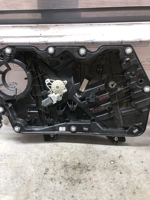 macara geam stÃ¢nga fata  ford fiesta 2018