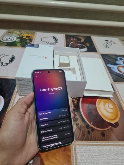 Xiaomi 13 flagmen ideal holatda