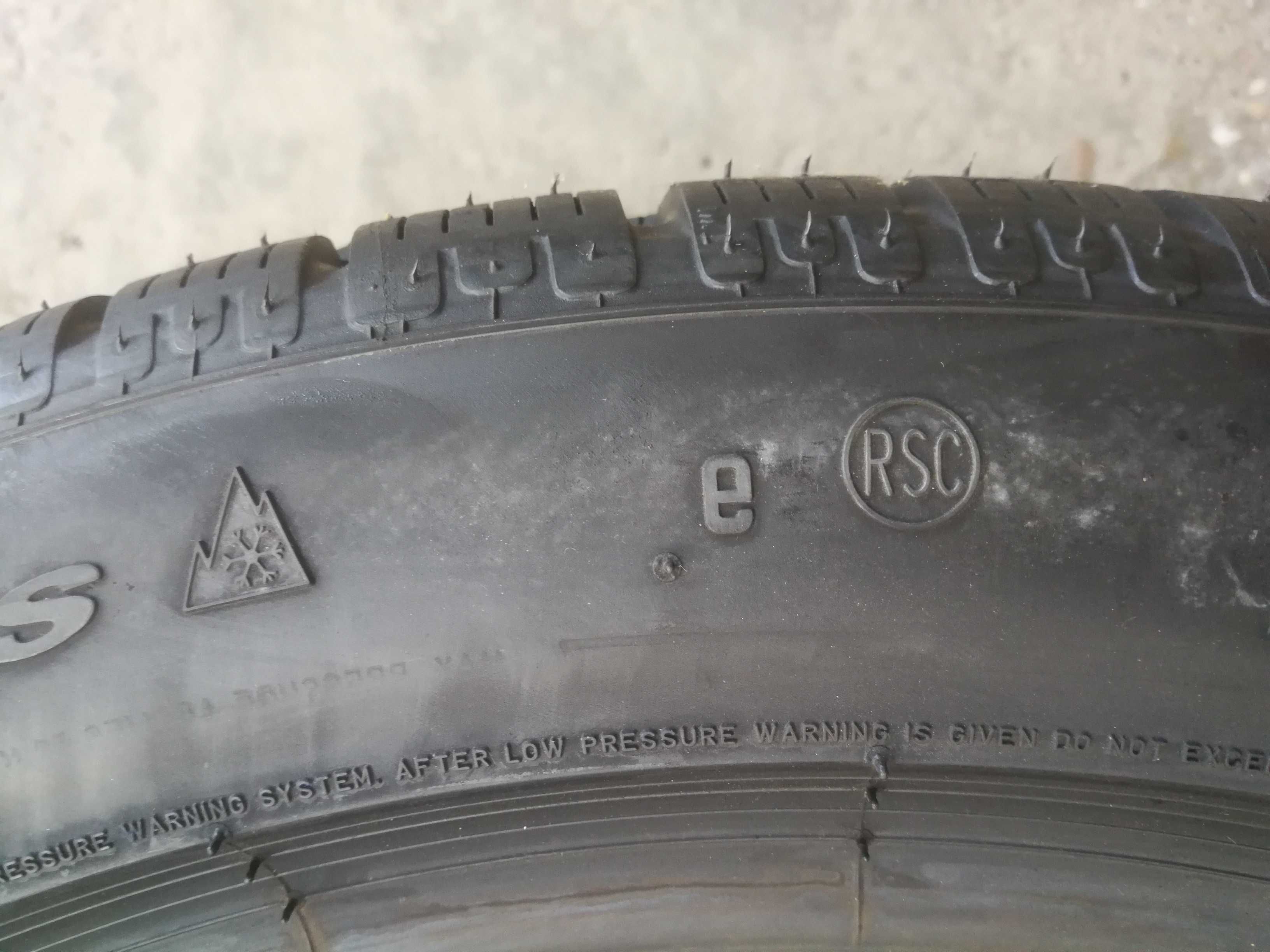 2 нови зимни гуми 245/45 R19 Pirelli Sottozero Winter 2 * 102V RUNFLAT