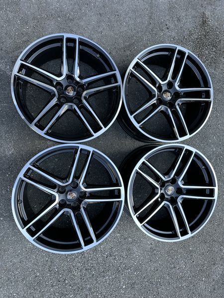 20 цола Porsche Macan Порше Макан 5x112 Оригинални 4бр