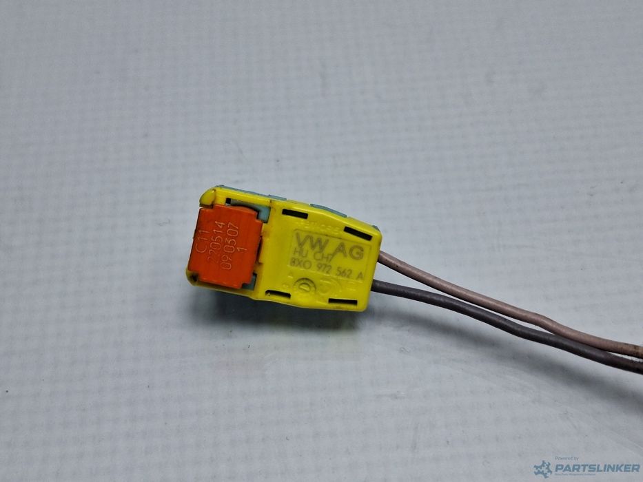 Mufa conector 2 pini AUDI A4 IV Avant (8K5, B8) [ 2007 - 2015 ] TDI (C