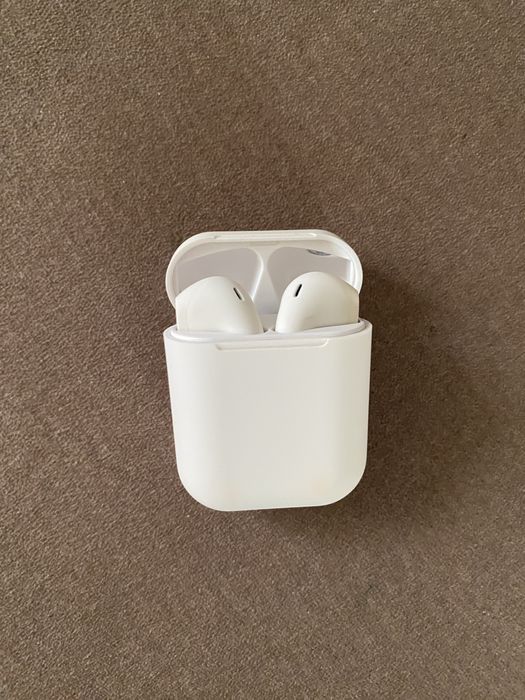 vand casti copie dupa iphone