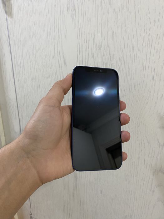 Продам iPhone 12 64gb в идеальном состостоянии
