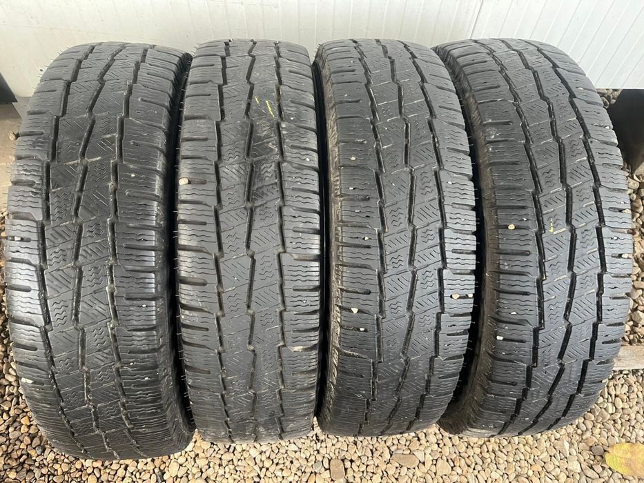 205/75 16 C Anvelope de iarna Michelin