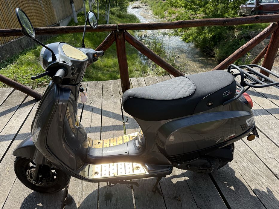 Vand motoscuter piaggio vespa