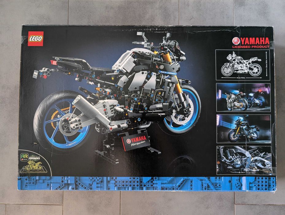 Lego 42159 Yamaha MT-10 SP