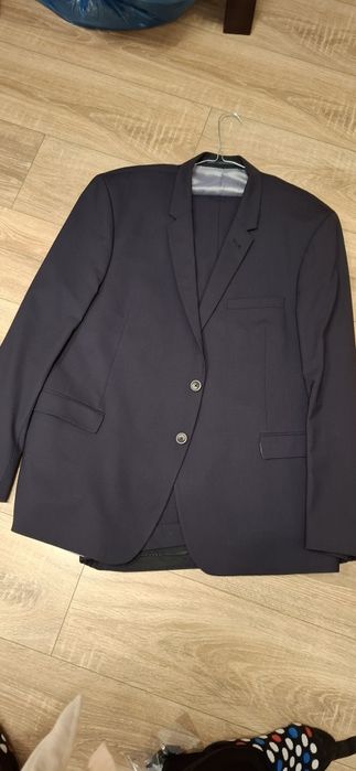 Costum barbatesc