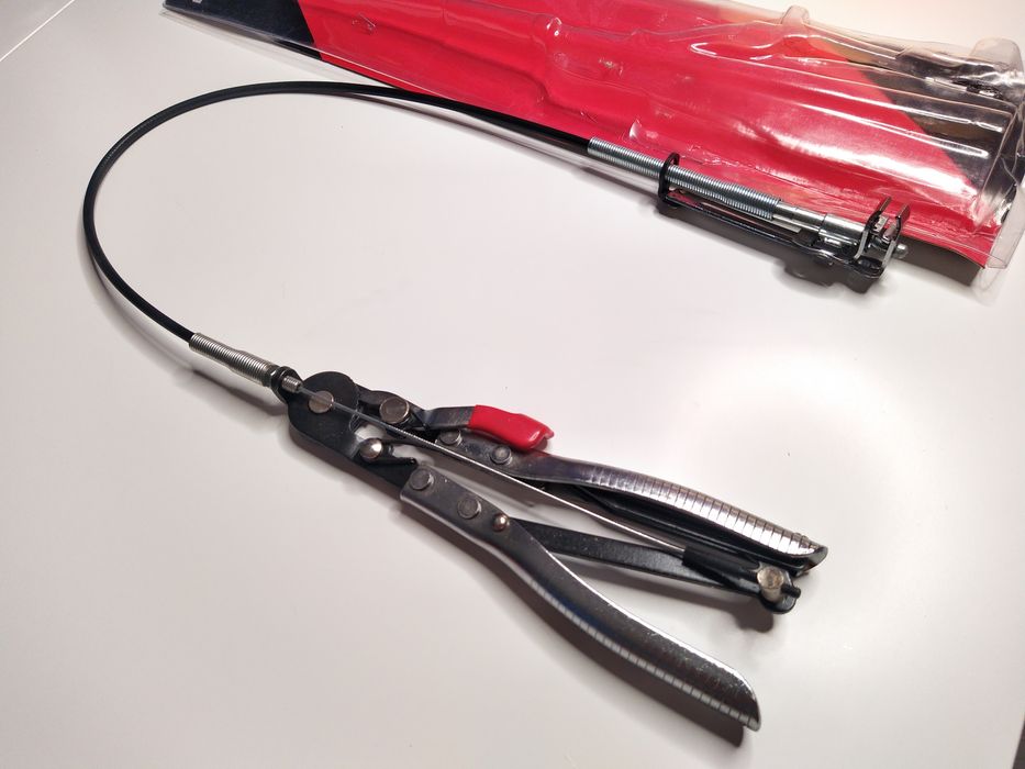 Cleste profesional cu sufa pentru coliere, cu blocaj