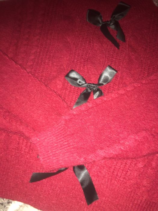 Pulover dama xs cu fundite