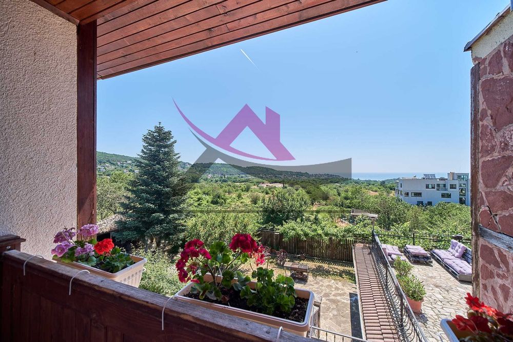 Продава се Къща в Варна, Виница - 154 кв.м за 1338 €/кв.м - Снимка #11