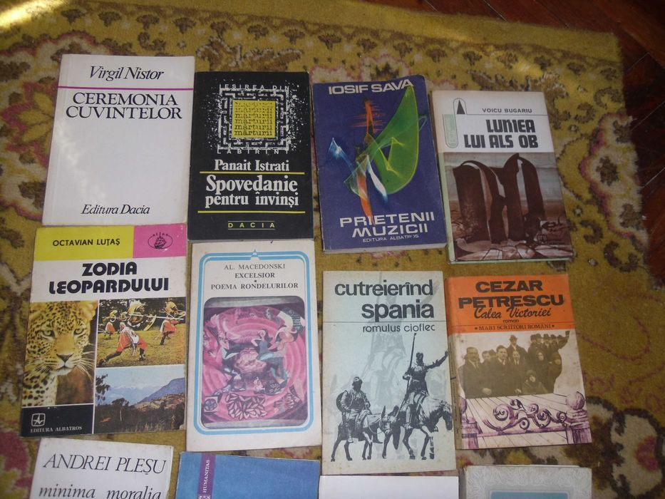 Raftul cu carti ,diverse