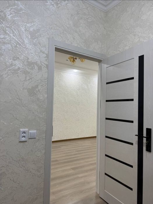 ПРОДАЁТСЯ 1комнатная феруза экобазар чимган  №Р70