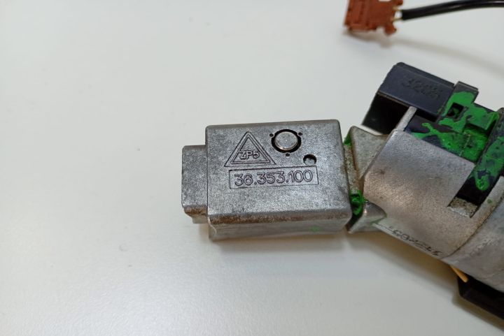 Contact  cu cheie 36353100 Peugeot Boxer a 2-a generatie Typ250 seria