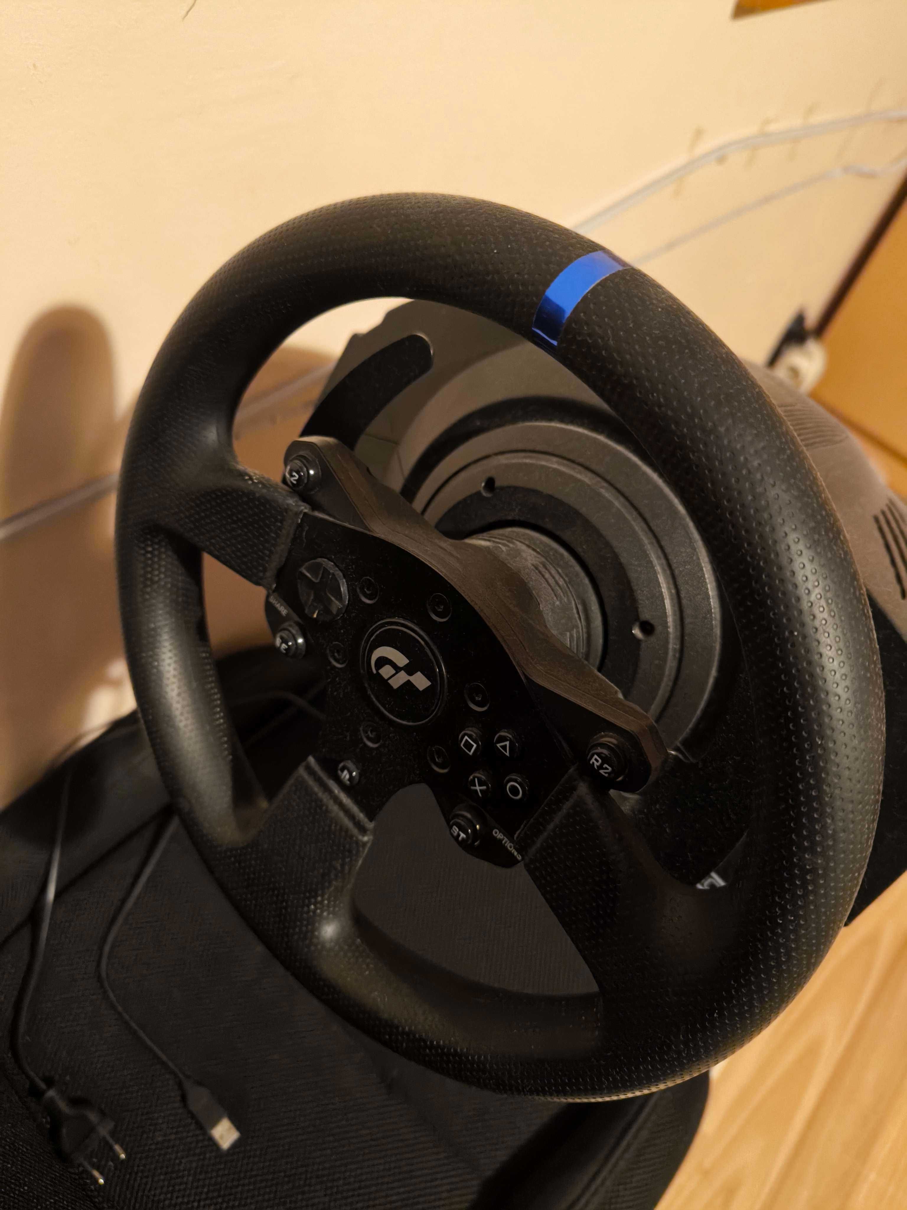 Playseat седалка с комплект Thrustmaster T300RS GT
