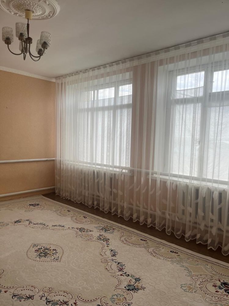 В центре города Алга продается дом