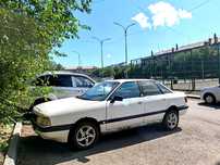 Продаю машину Audi 80