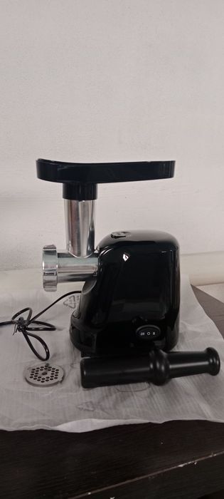 Продаётся новая мясорубка