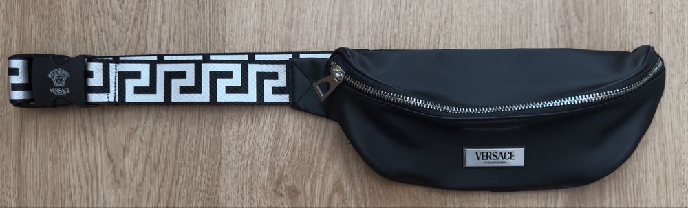 Оригинална чанта на Versace Fragrances limited edition