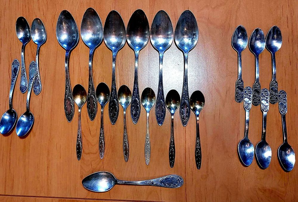 Продам мельхиоровые ложки