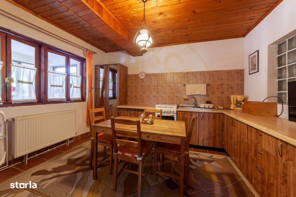 Casa rustica P+1 in zona de deal – Bogati, AG