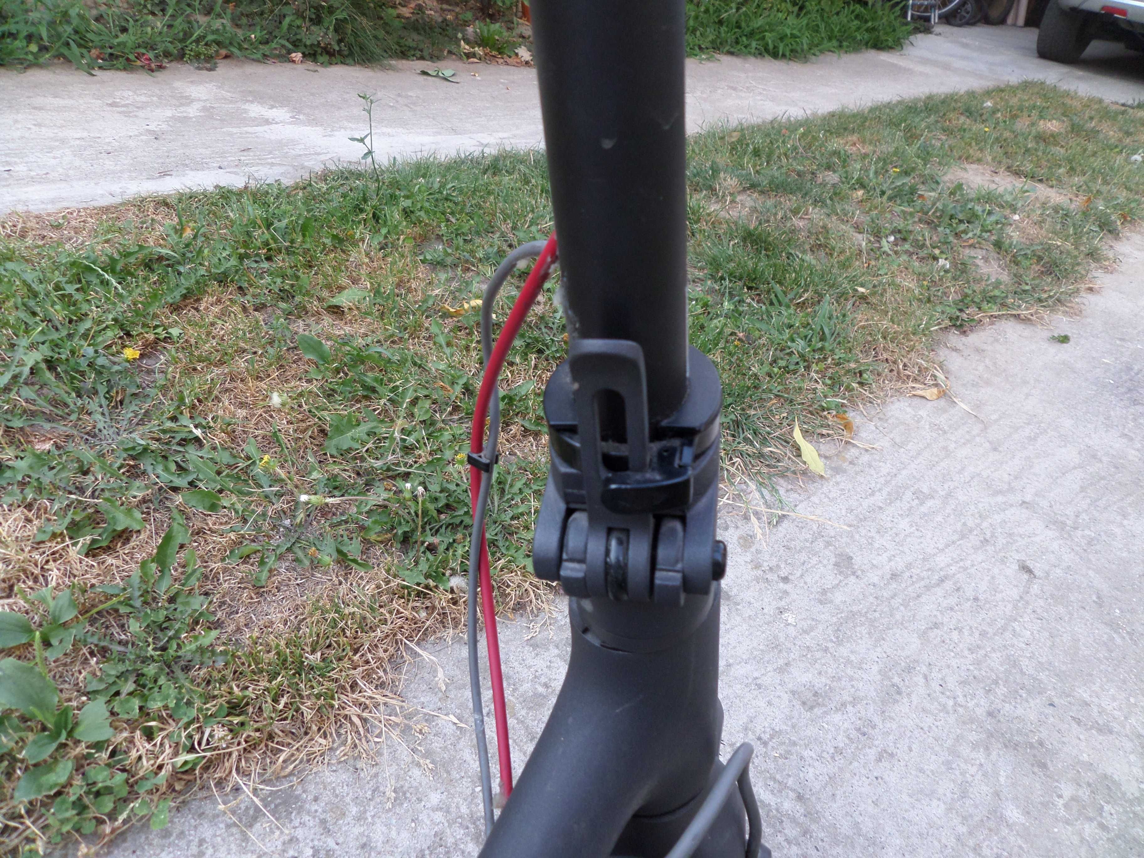 Trotineta electrica Xiaomi stare foarte buna functionare