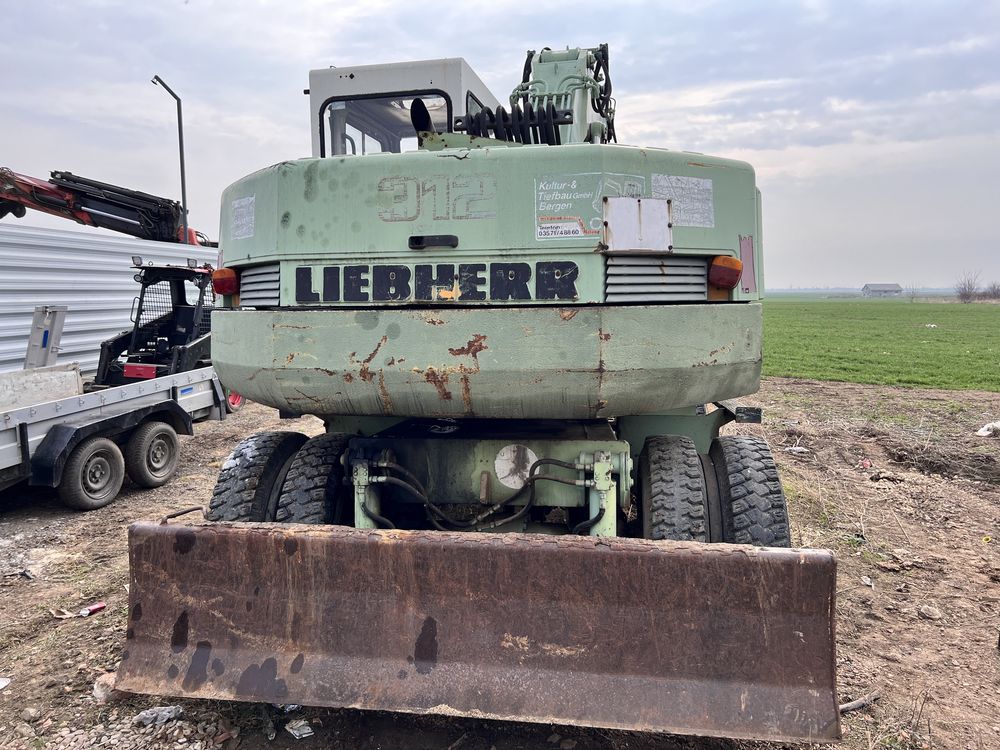 Vand excavator LIEBHERR A312