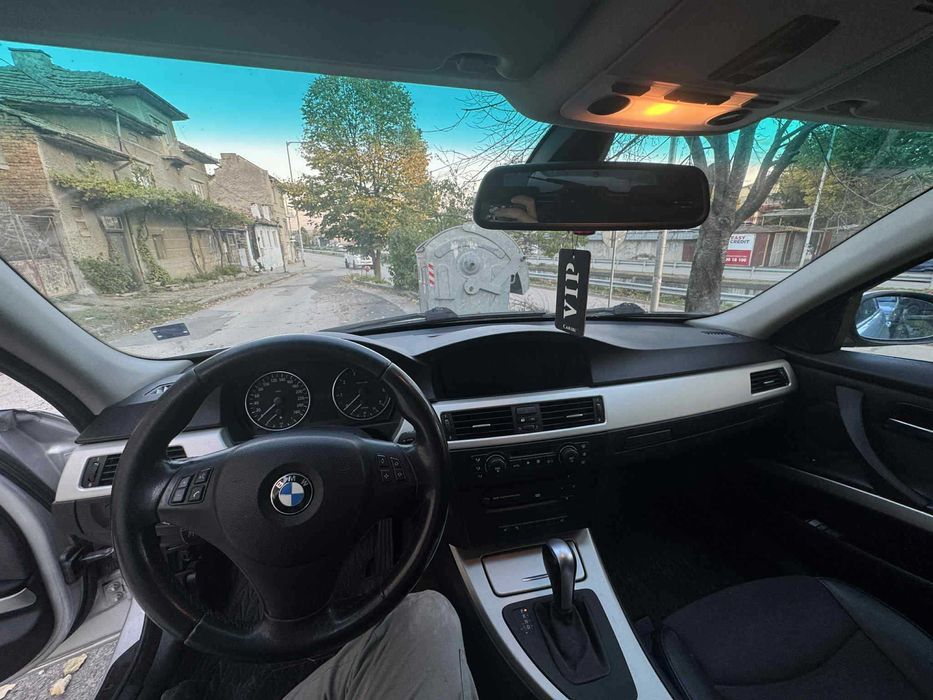 BMW E91 2006 година