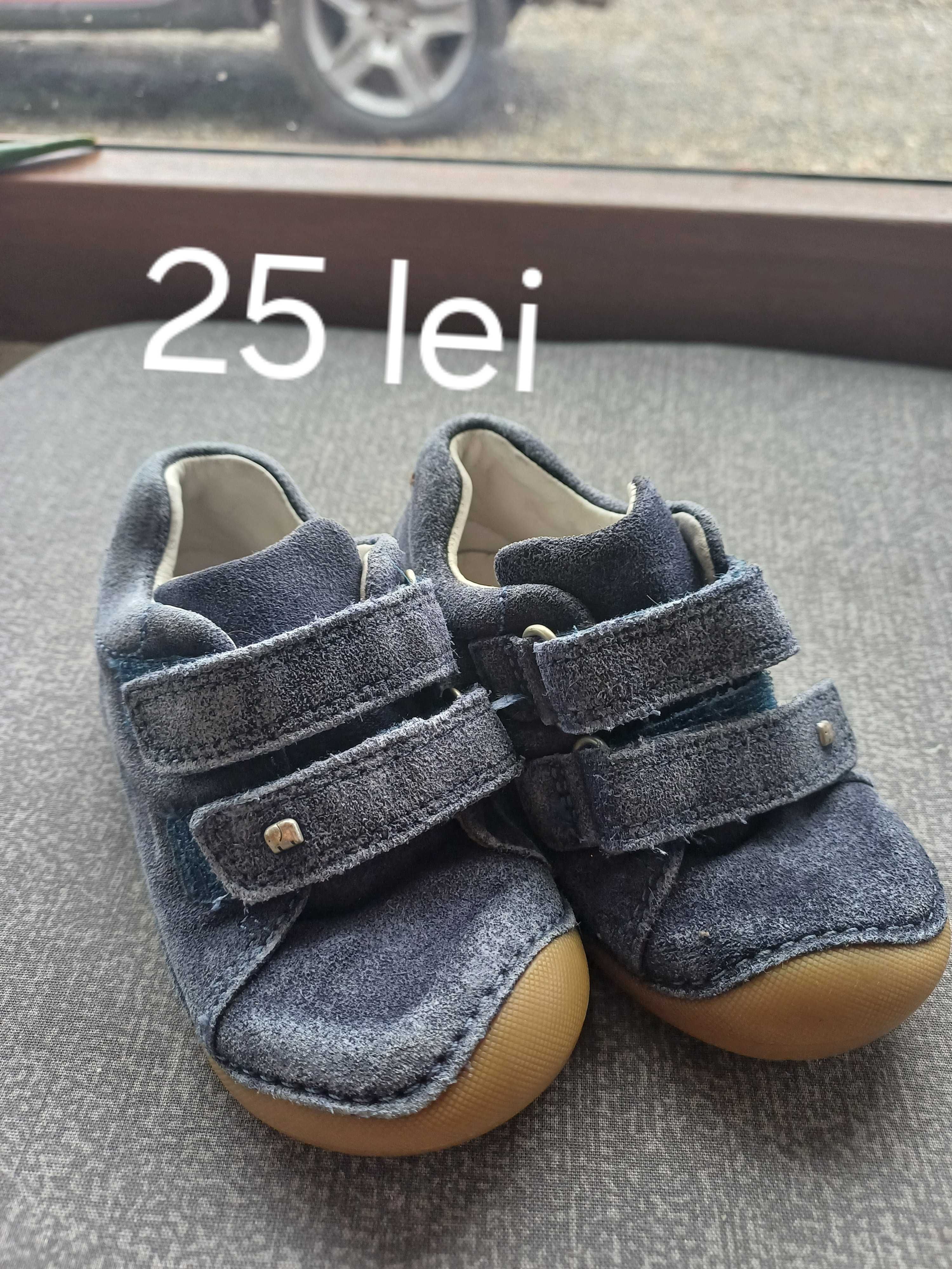 Papuci bebelusi marimi diferite