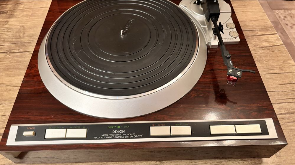 Грамофон Denon DP-37f