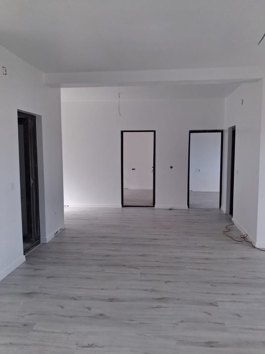 Vand schimb cu apart. casa In Valu lui Traian