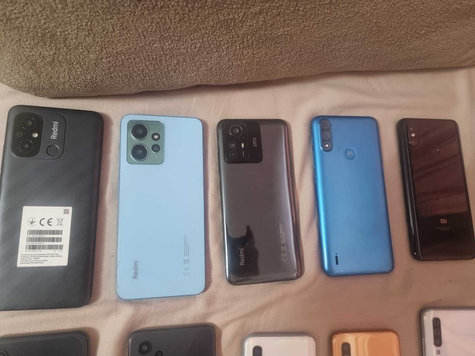 Telefoane second hand Samasung si Redmi  si altele-la 300 bucata toate