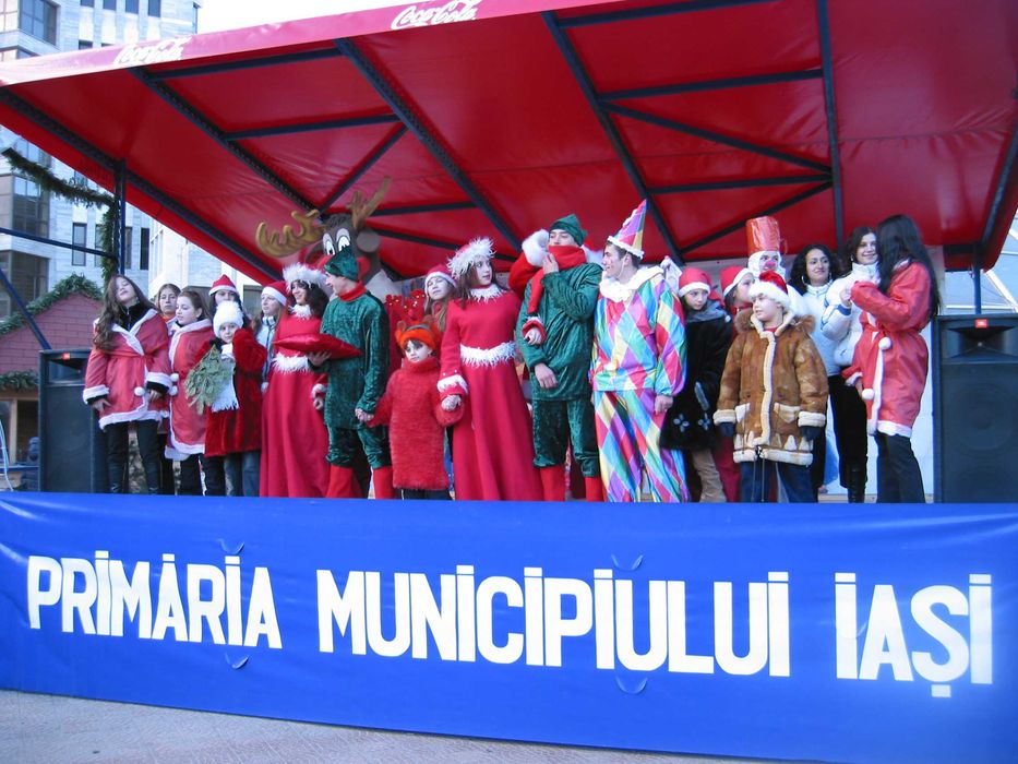 Mos Craciun 150 de lei acasa la copii dumneavoastra 2025