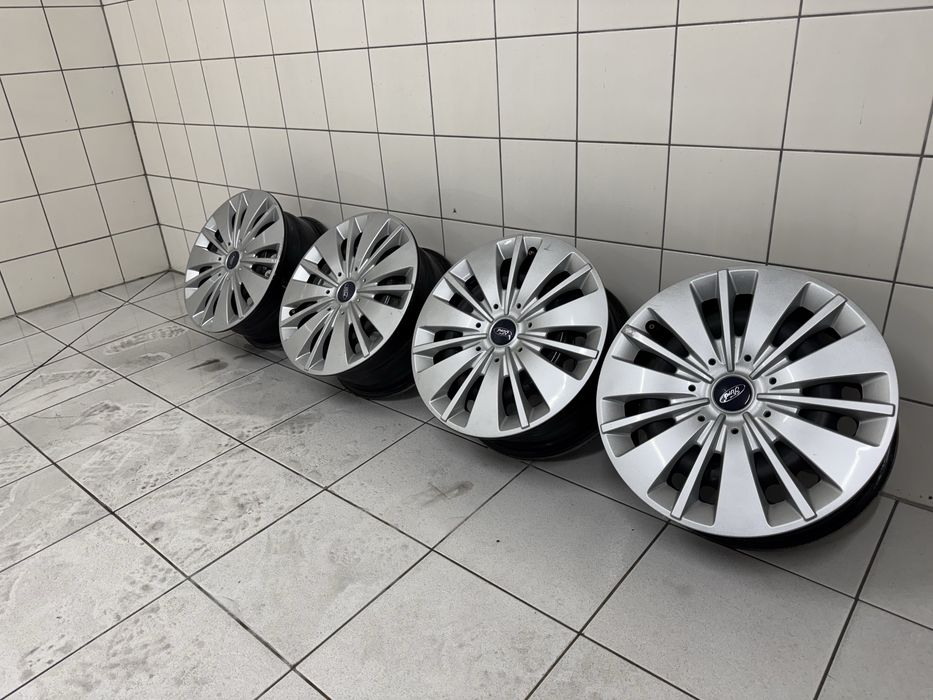 Jante de tablă + capace Ford