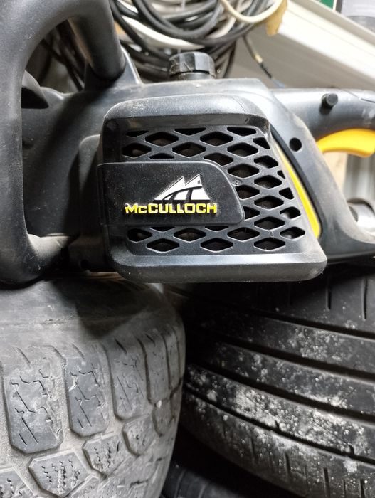 Електрическа машинка за дърва