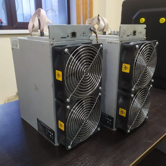 Antminer Z15 420 ks