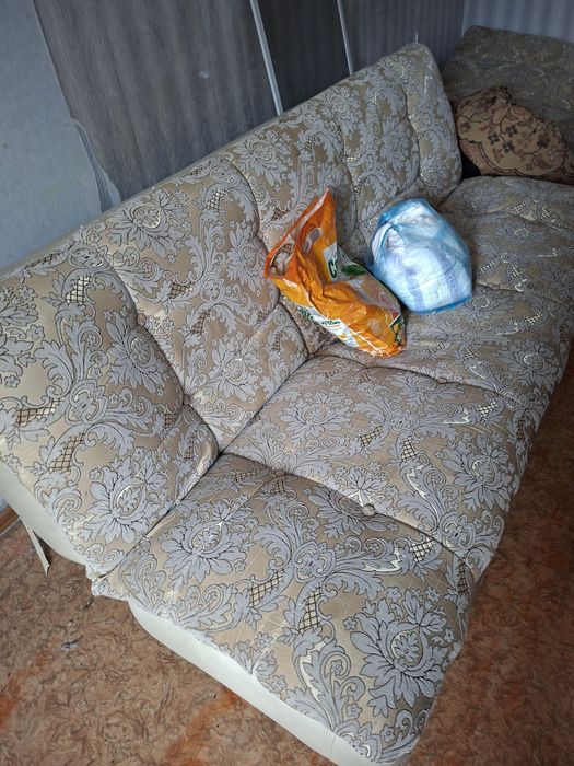 Отдам даром мебель