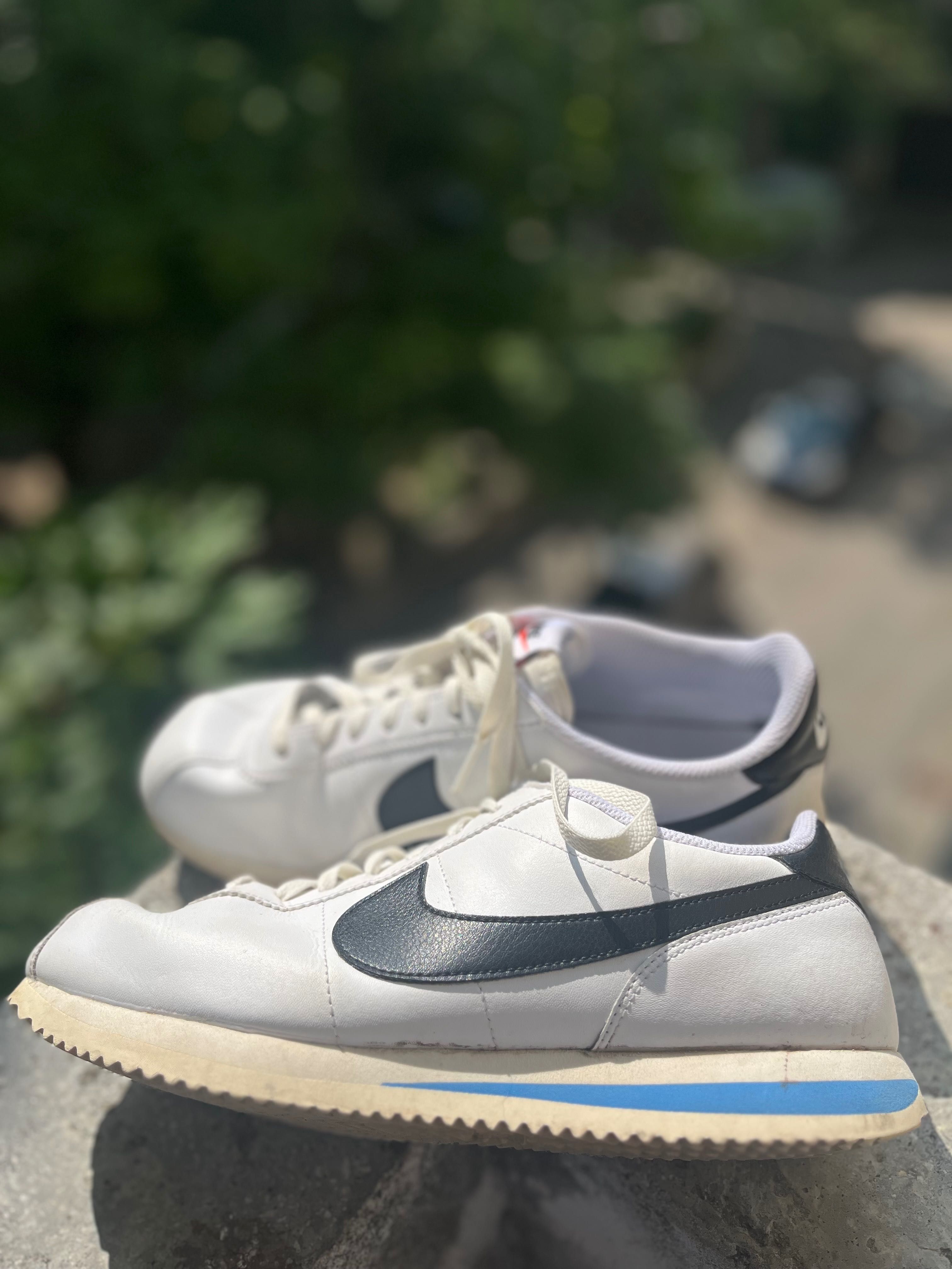 Маратонки nike cortez.
