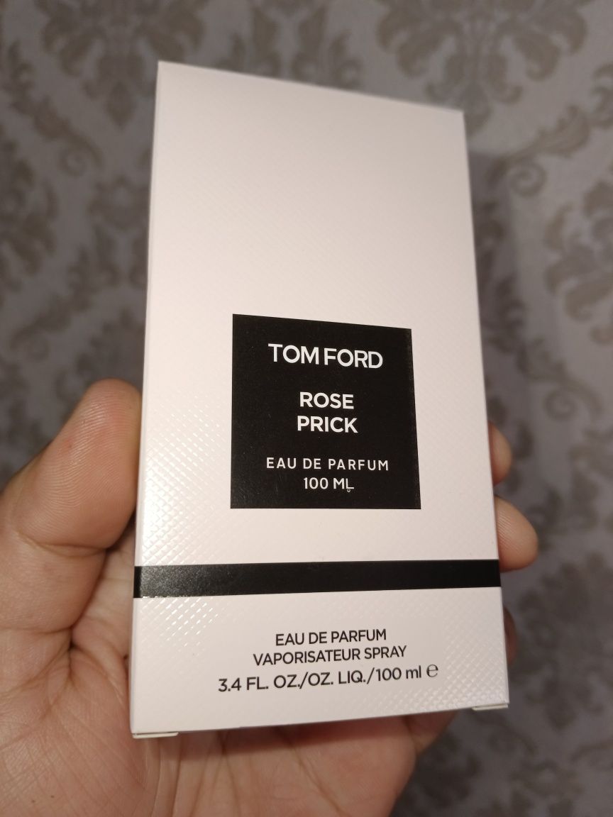 Срочно продам женская духи Tom Ford rose prick