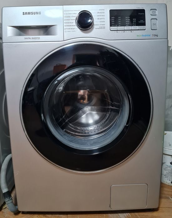 Продам стиральную машину.