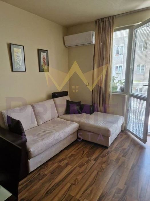 Дава се под наем Двустаен апартамент в Варна, Аспарухово - 65 кв.м за 459 € - Снимка #3