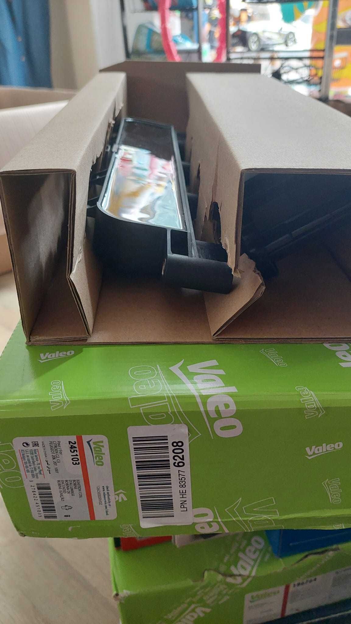 Запалителна бобина VALEO 245103
