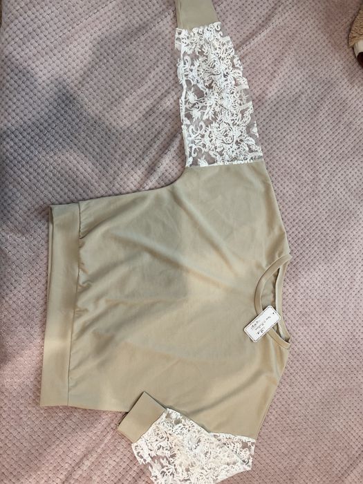 Елегантна лека дамска блуза