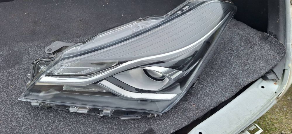 Фар за Toyota Yaris / Тойота Ярис