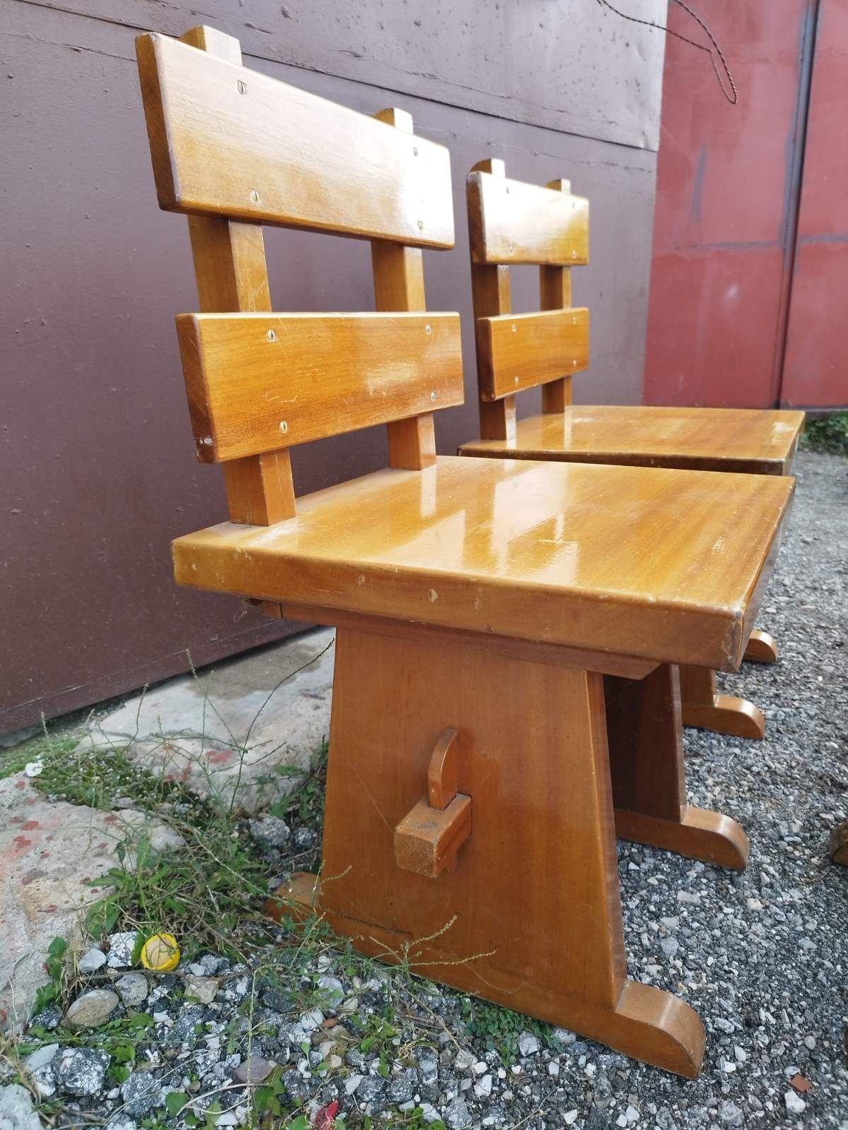 Дървени столове А46